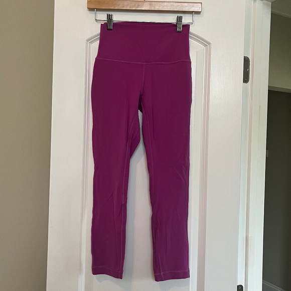 Lululemon Align High-Rise Crop 23” *Double Lined – Vivid Plum Size 4 – Rare - Picture 5 of 10